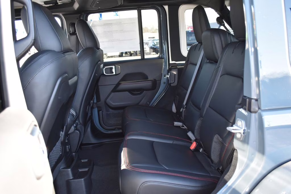 2026 Anvil Clear Coat Jeep Wrangler Rubicon X 4X4 SUV