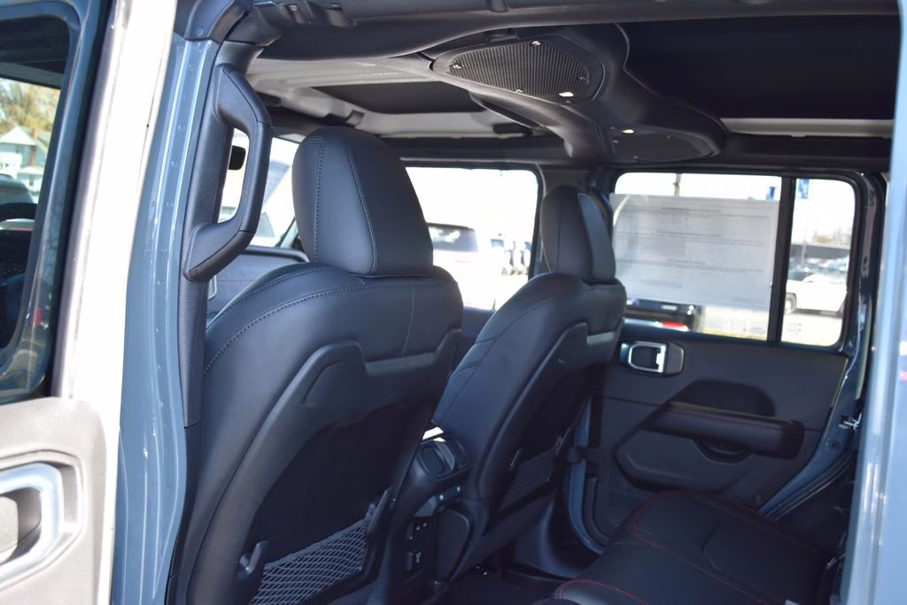 2026 Anvil Clear Coat Jeep Wrangler Rubicon X 4X4 SUV