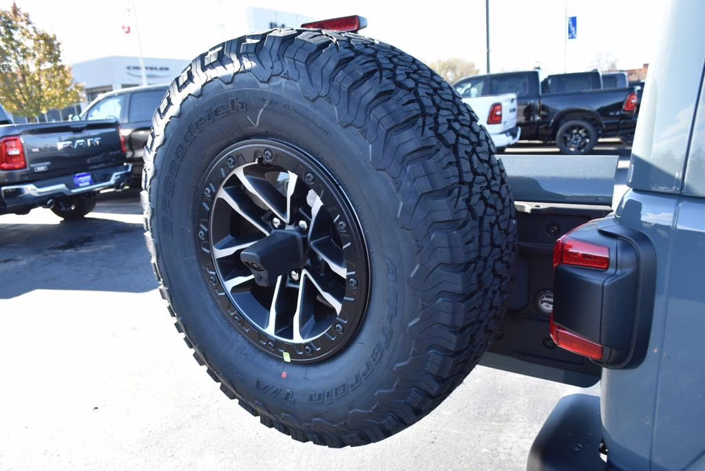 2026 Anvil Clear Coat Jeep Wrangler Rubicon X 4X4 SUV