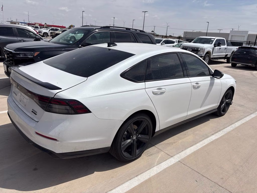 2025 Platinum White Pearl Honda Accord Hybrid Sport-L FWD Sedan
