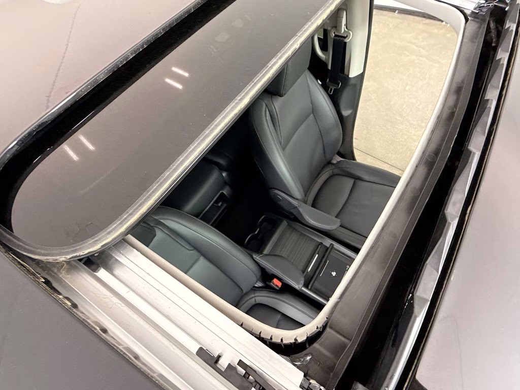 2025 Crystal Black Pearl Honda Odyssey EX-L FWD Van