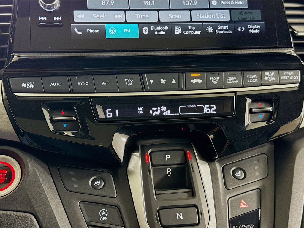 2025 Crystal Black Pearl Honda Odyssey EX-L FWD Van