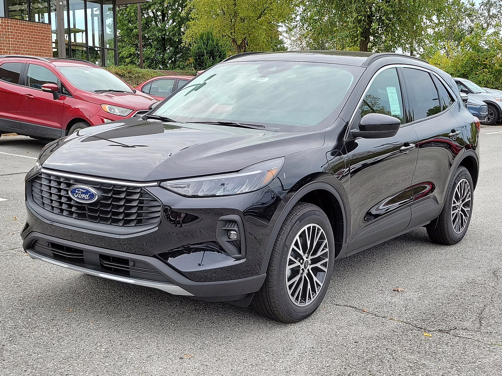 2024 Agate Black Metallic - UM Ford Escape PHEV FWD