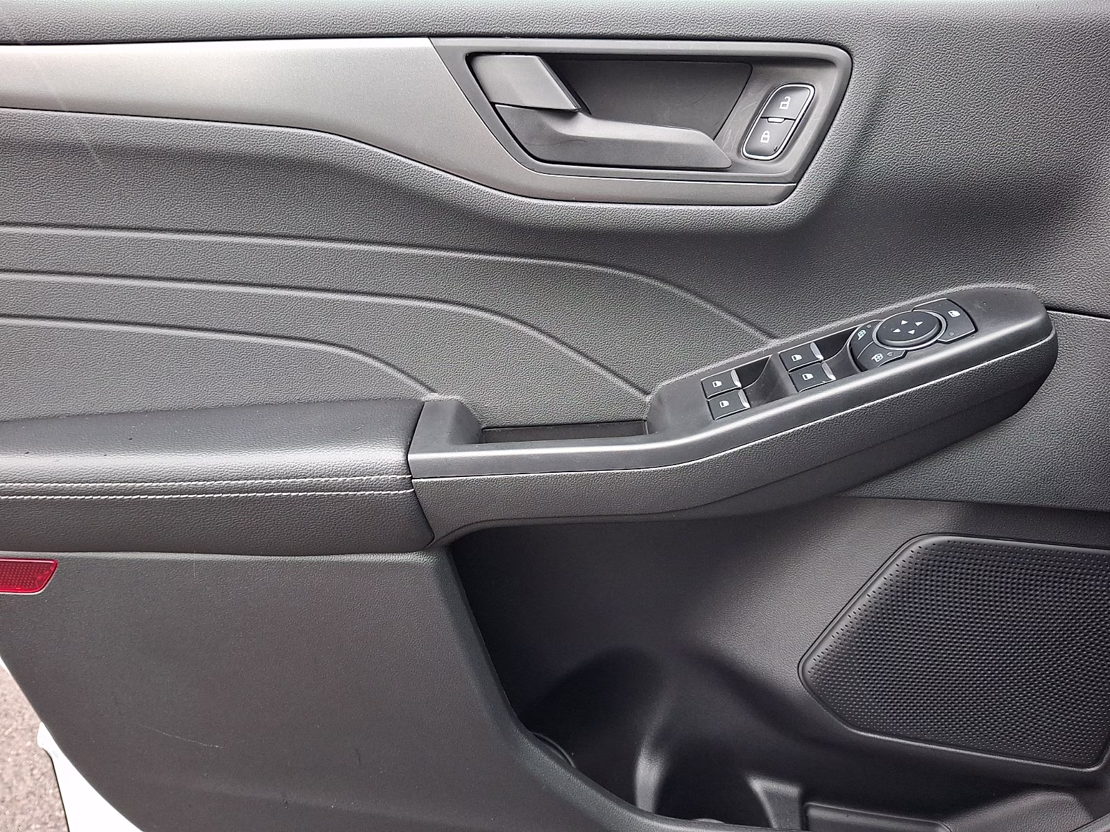 2026 space silver metallic - A3 Ford Escape Active AWD
