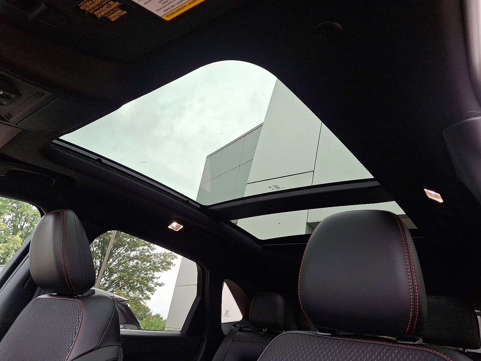 2025 Rapid Red Metallic Tinted Clearcoat - D4 Ford Escape ST-Line Select AWD