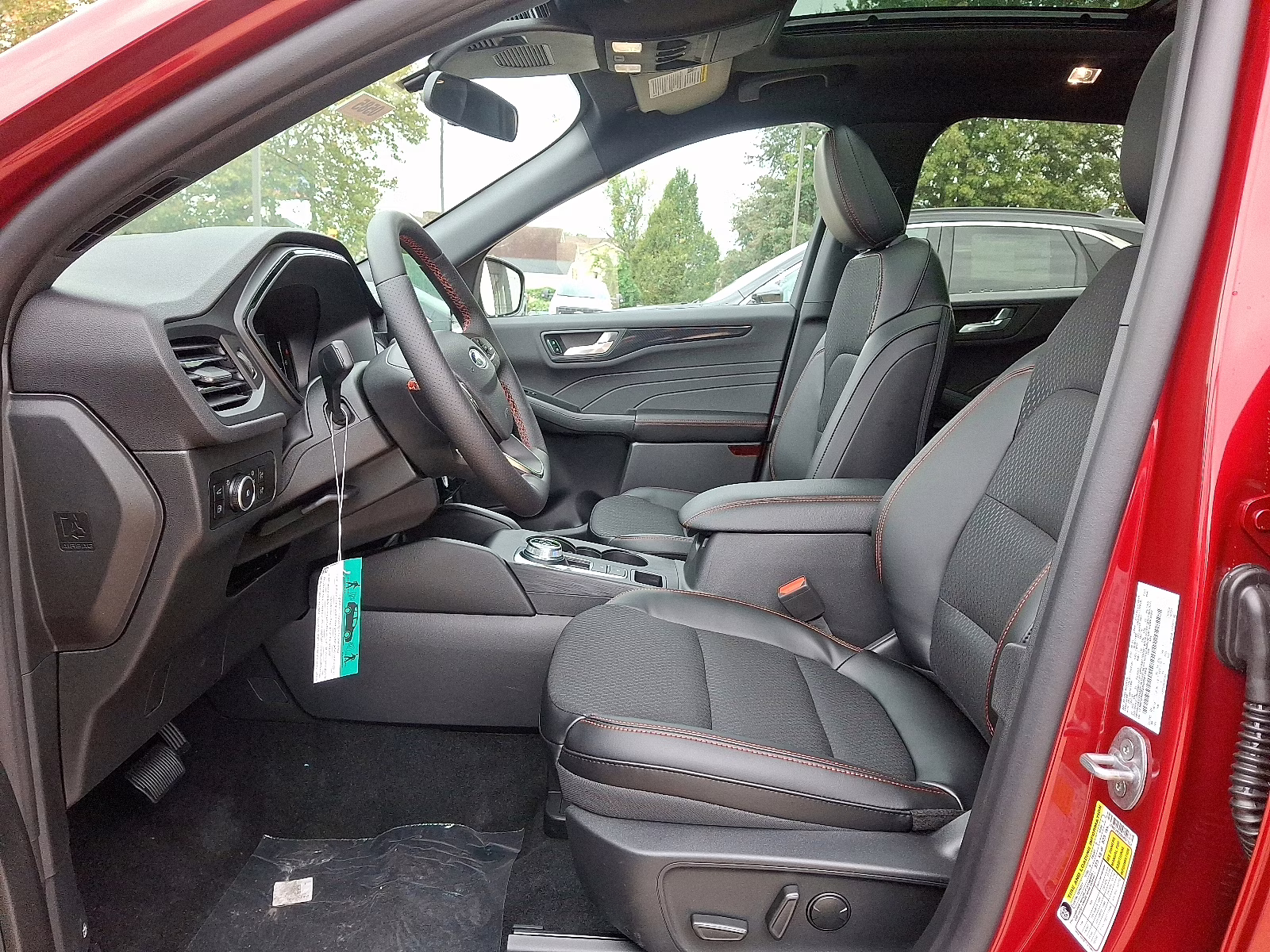 2025 Rapid Red Metallic Tinted Clearcoat - D4 Ford Escape ST-Line Select AWD