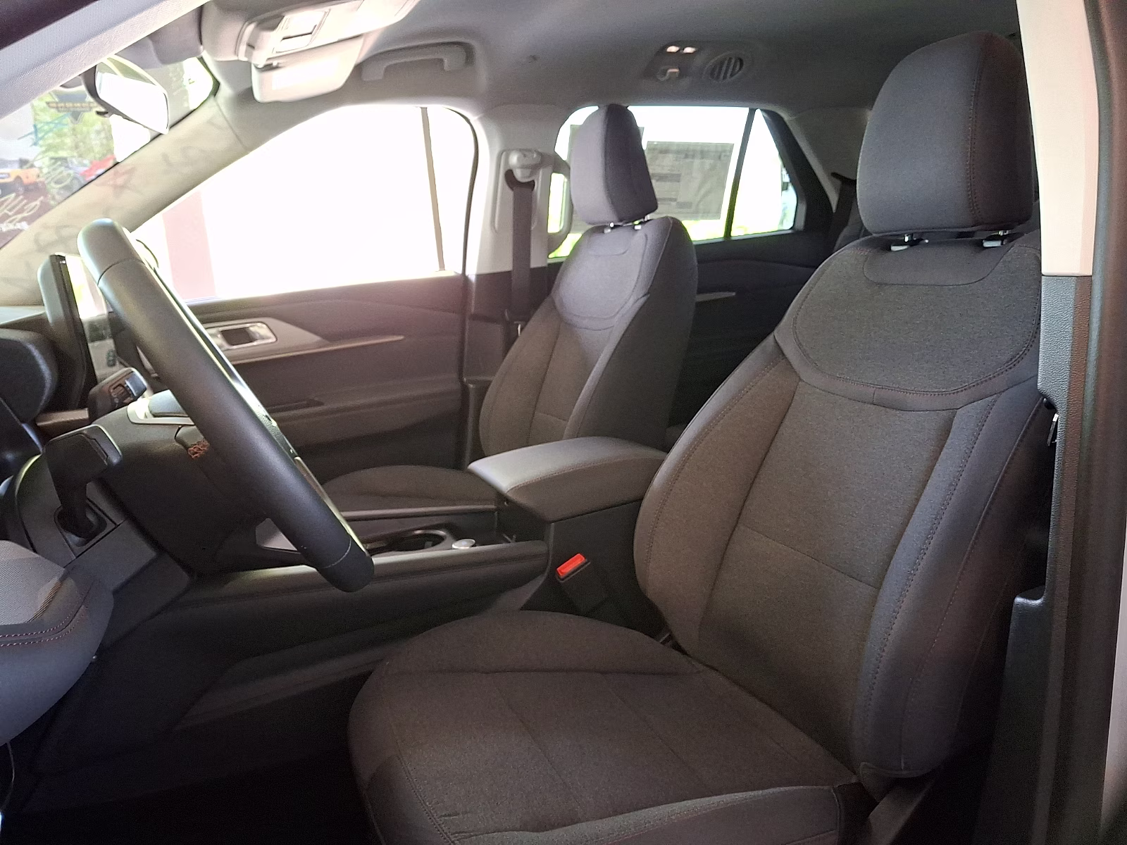 2026 Space White Metallic - A3 Ford Explorer Active 4X4