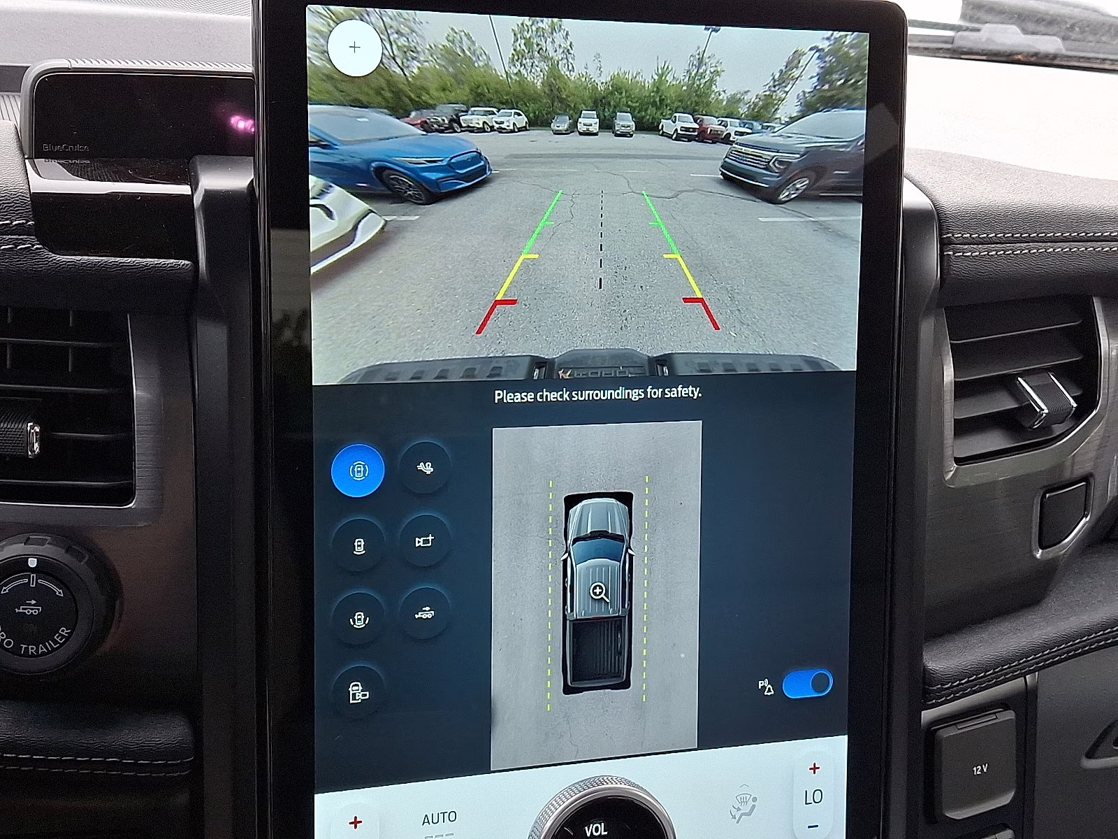 2025 Iconic Silver Metallic - JS Ford F-150 Lightning Flash AWD