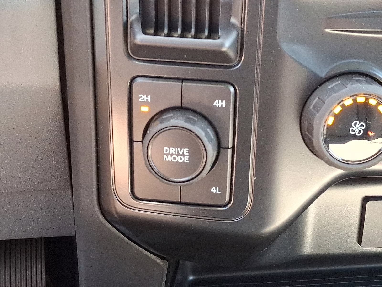 2026 Oxford White - Z1 Ford Super Duty F-250 SRW XL 4X4