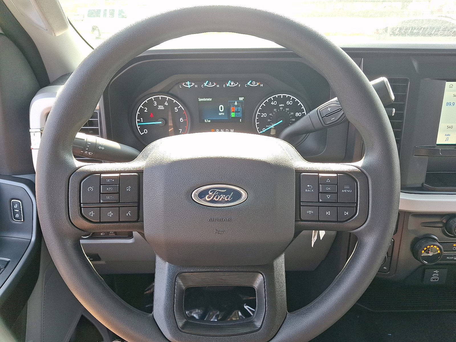 2025 Oxford White - Z1 Ford Super Duty F-350 SRW XL 4X4