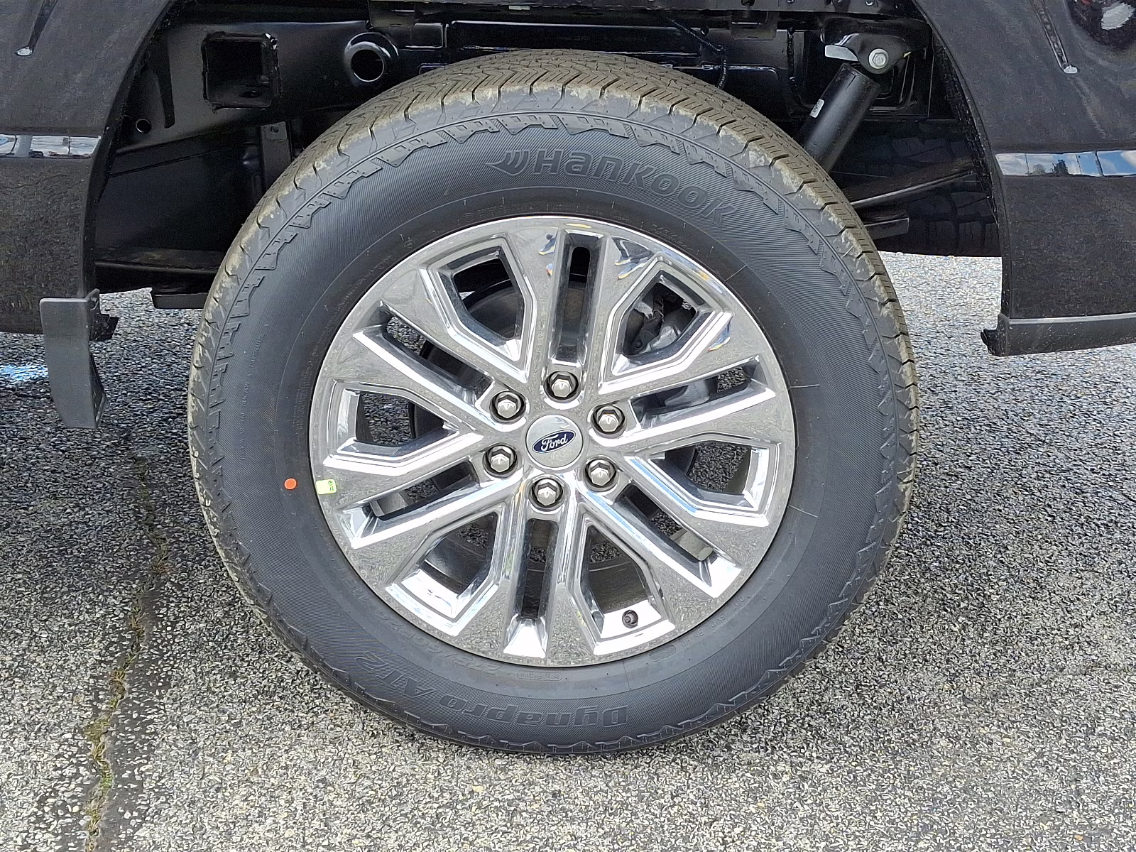 2025 Agate Black Metallic - UM Ford F-150 LARIAT 4X4