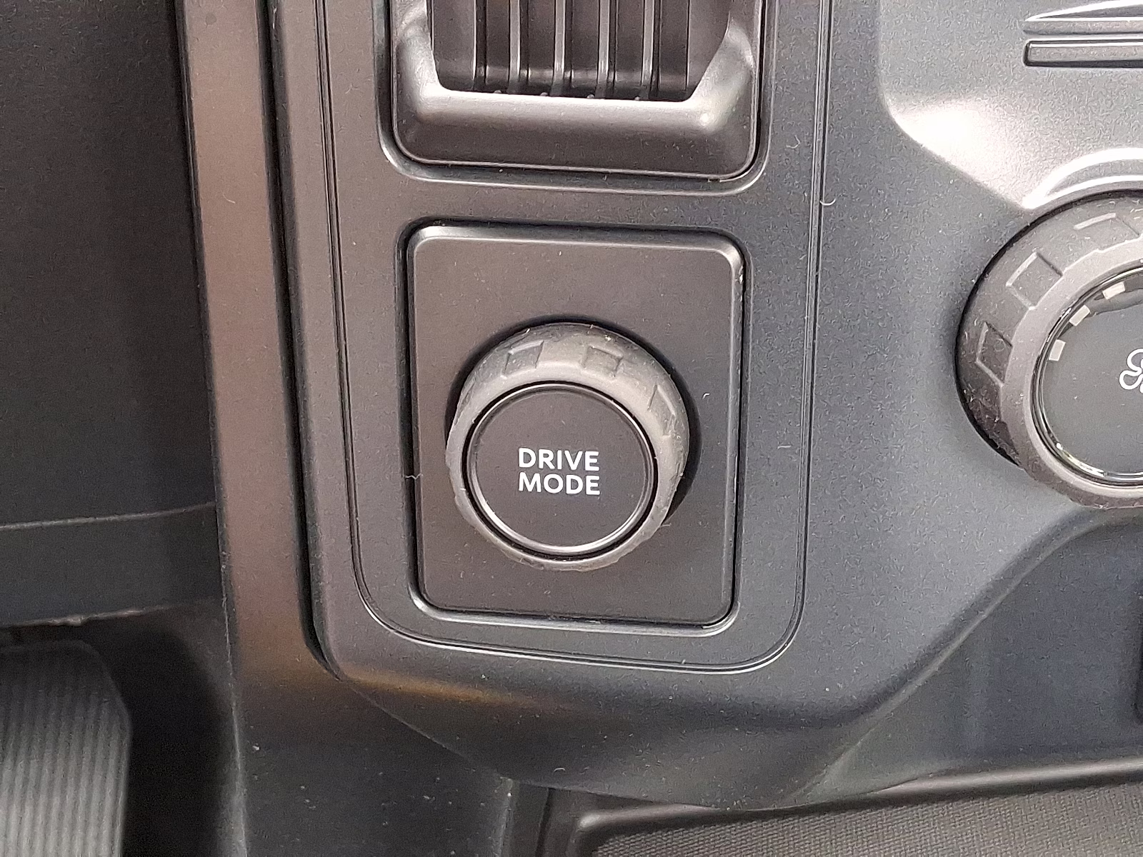 2025 Oxford White - YZ Ford F-150 XL RWD