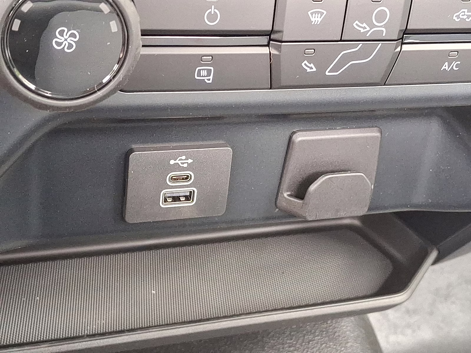 2025 Oxford White - YZ Ford F-150 XL RWD