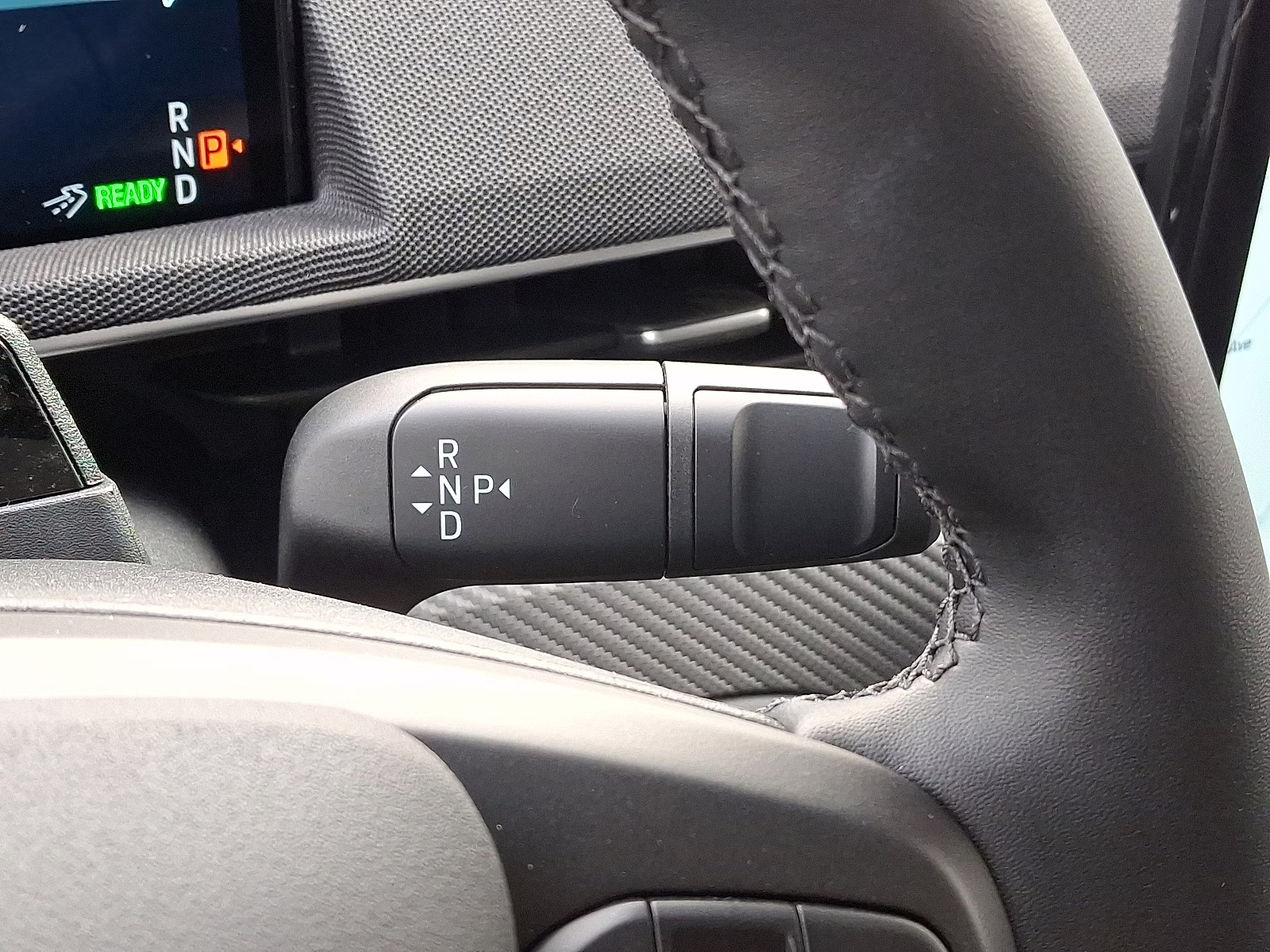 2025 White Metallic Ford Mustang Mach-E Select AWD