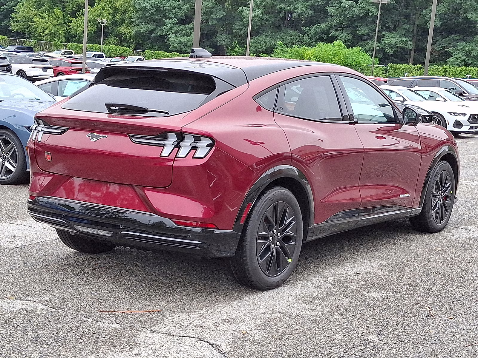 2025 Molten Magenta Metallic Tinted Clearcoat - DT Ford Mustang Mach-E Premium AWD