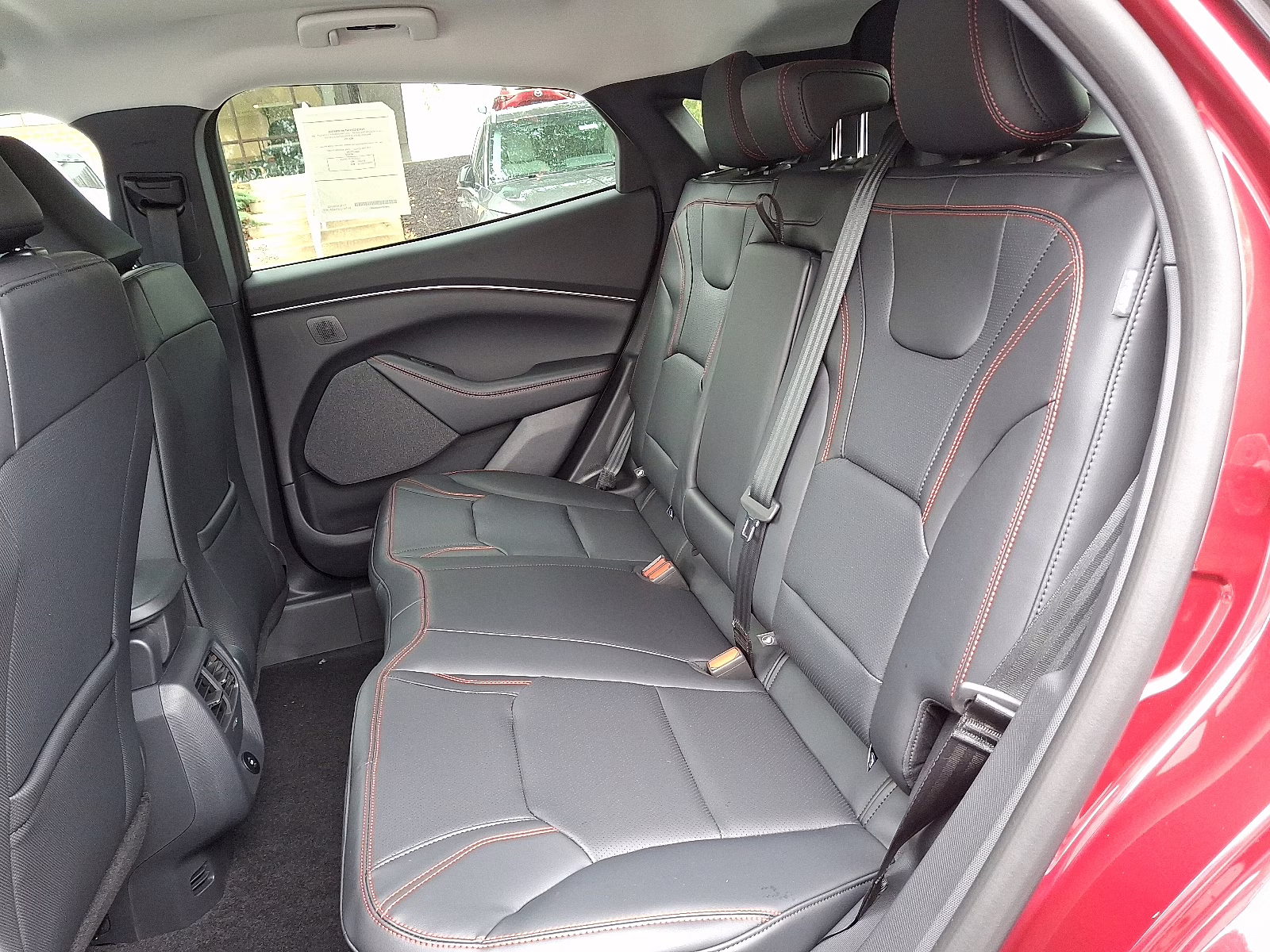 2025 Molten Magenta Metallic Tinted Clearcoat - DT Ford Mustang Mach-E Premium AWD