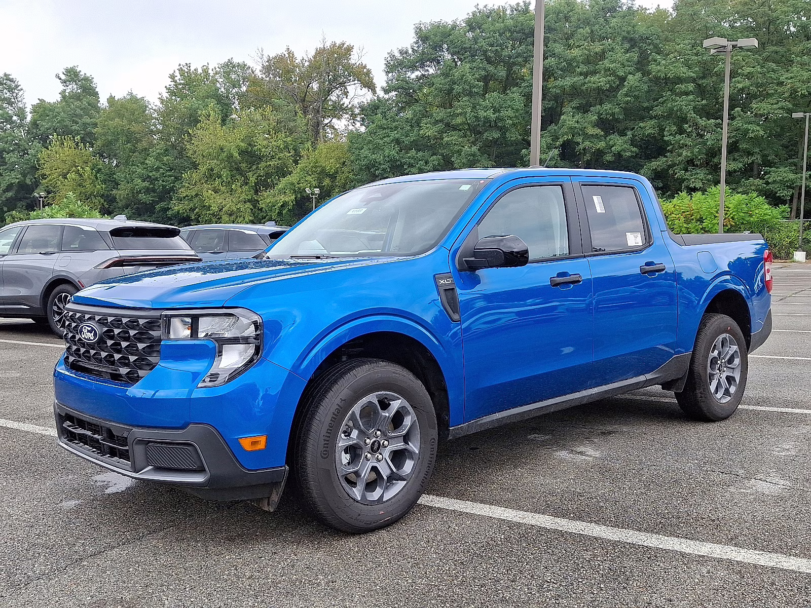 2025 Velocity Blue - E7 Ford Maverick XLT FWD