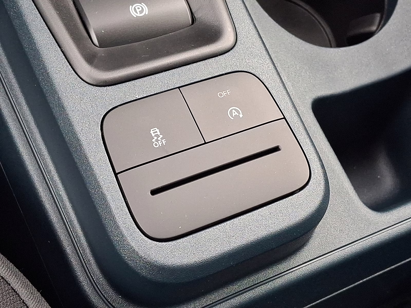 2025 Space White Metallic - A3 Ford Maverick XLT AWD