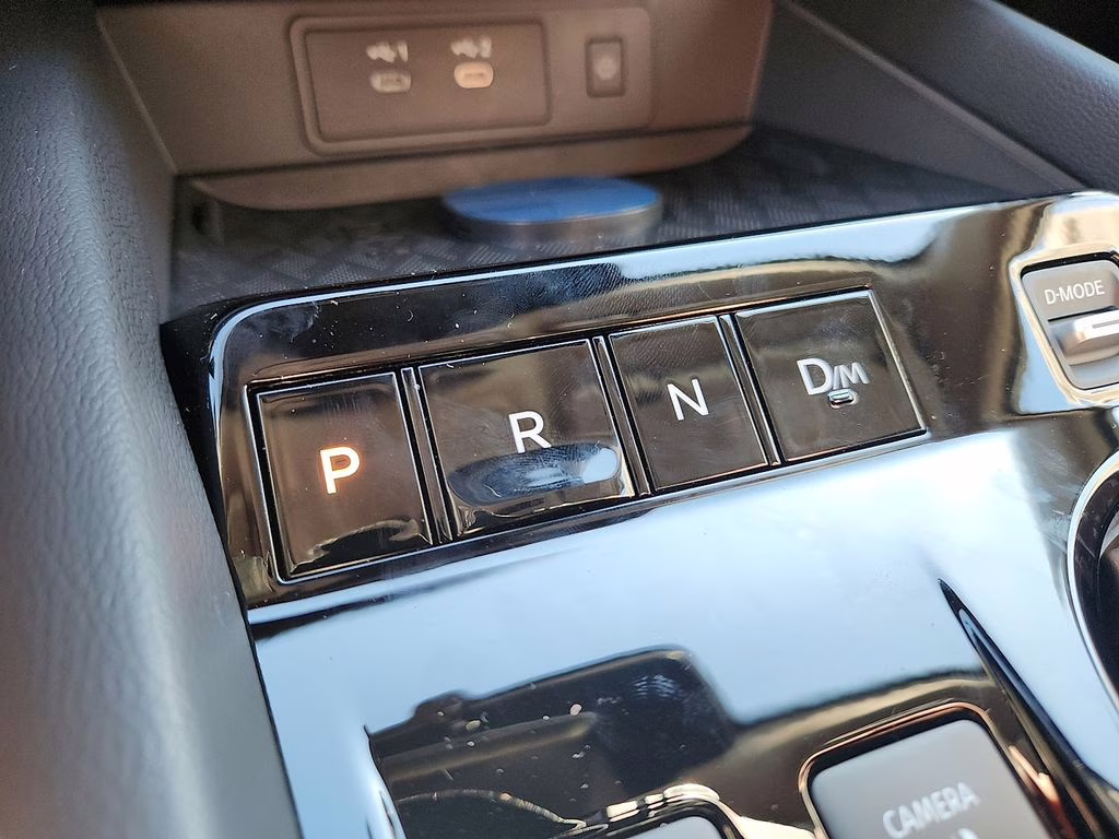 2026 Everest White Pearl Tricoat Nissan Murano SV AWD SUV