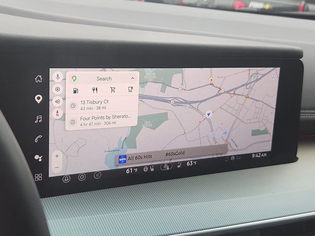 2025 Everest White Pearl Tricoat/Super Black Nissan Murano SL AWD SUV