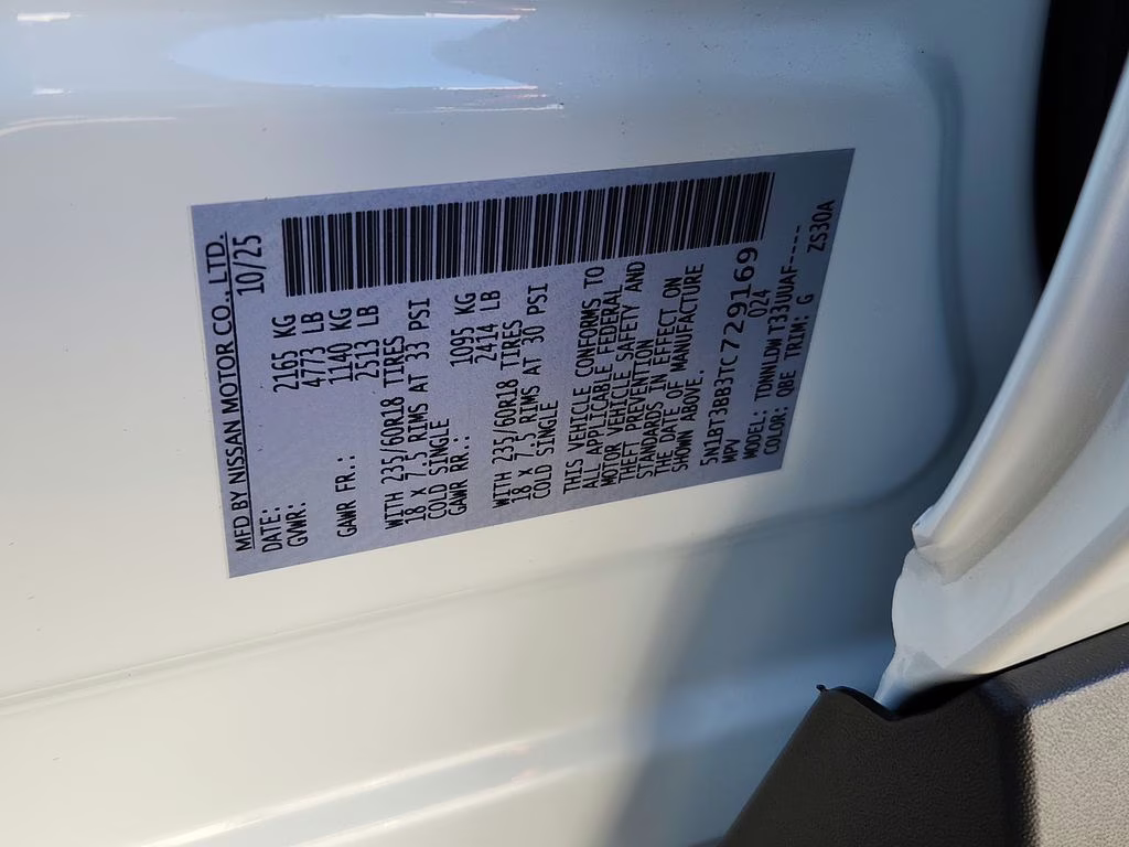 2026 Everest White Pearl Tricoat Nissan Rogue SV AWD SUV