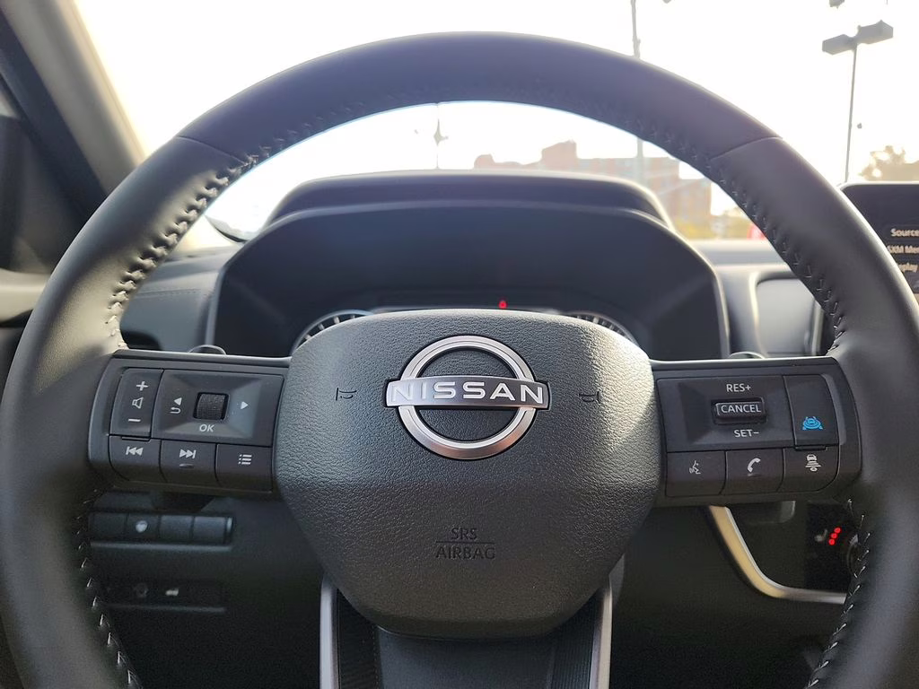 2026 Everest White Pearl Tricoat Nissan Rogue SV AWD SUV