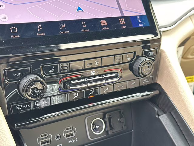 2025 Velvet Red Pearlcoat Jeep Grand Cherokee Limited RWD SUV