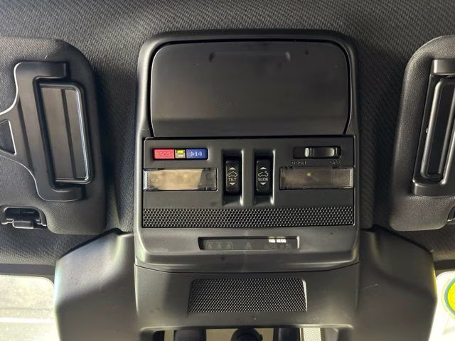 2026 Crystal White Pearl Subaru Outback Premium AWD SUV