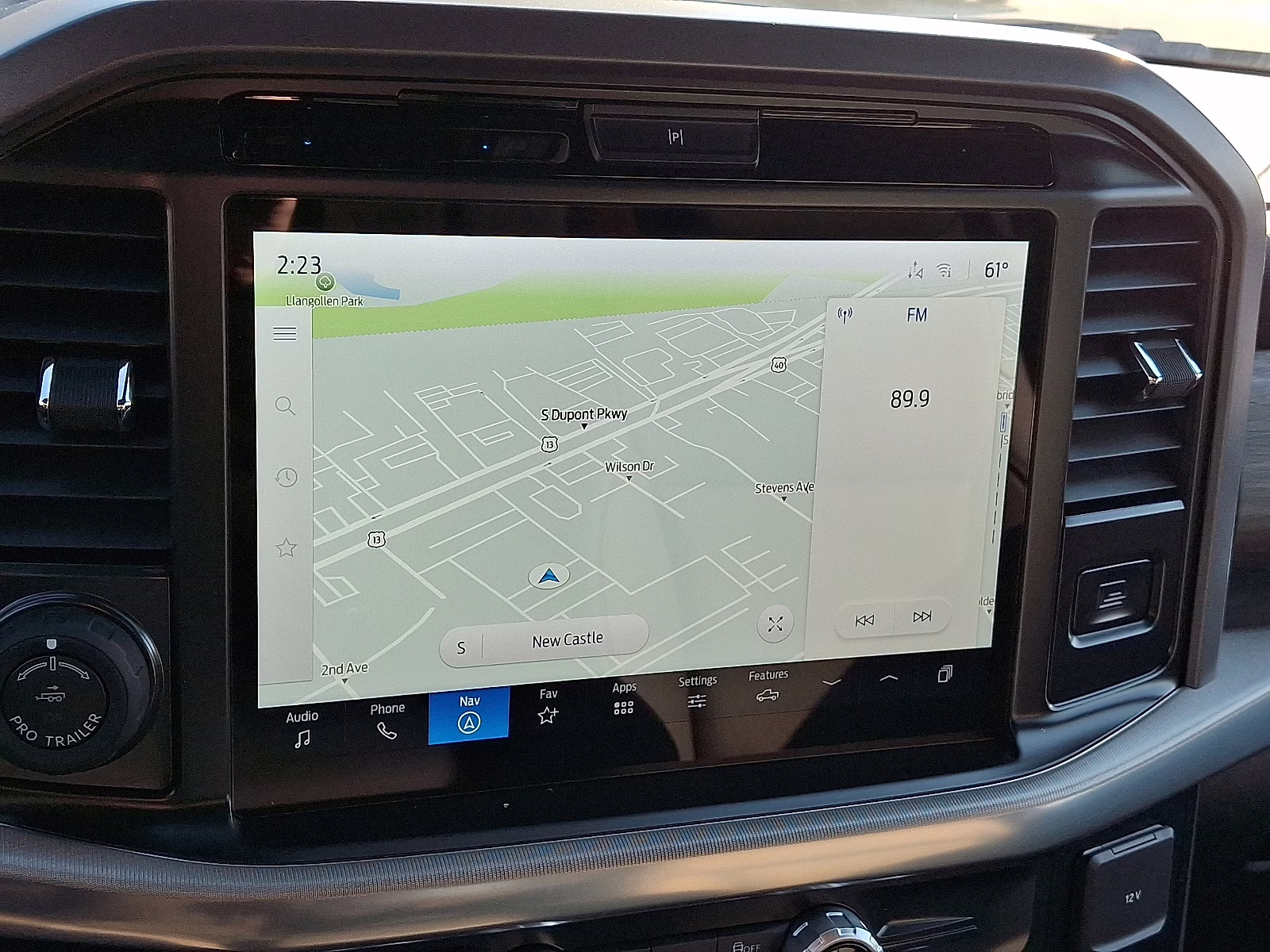 2025 Space White Metallic - A3 Ford F-150 LARIAT 4X4