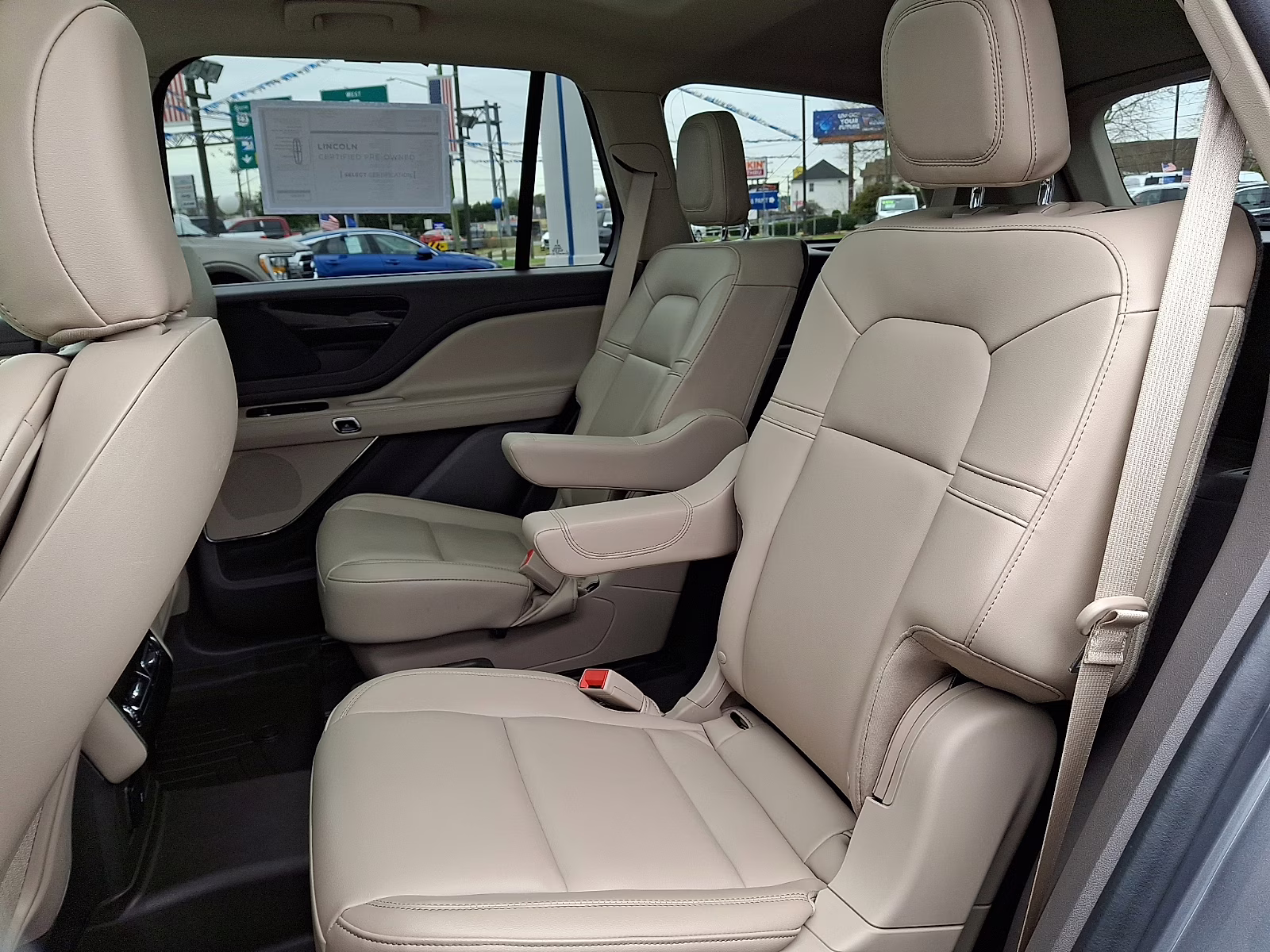 2022 Asher Gray Metallic Clearcoat - M7 Lincoln Aviator Standard AWD