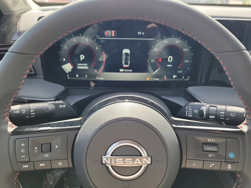 2026 Scarlet Nissan Kicks SR FWD SUV