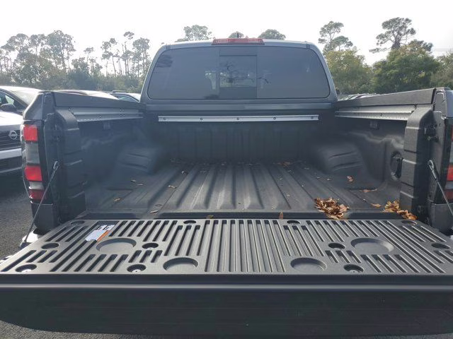 2026 Gun Metallic Nissan Frontier SV 4X4 Truck