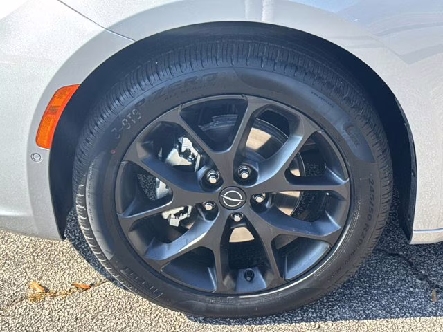 2026 Silver Mist Clearcoat Chrysler Pacifica Select FWD Van