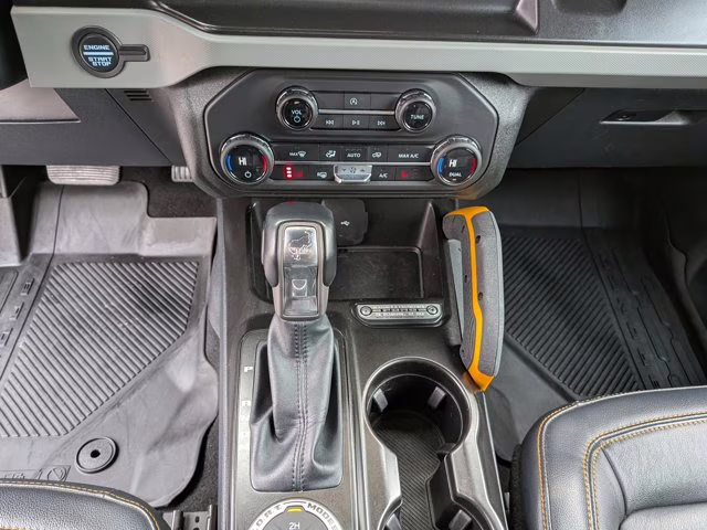 2021 Blue Metallic Ford Bronco Badlands 4X4 Convertible