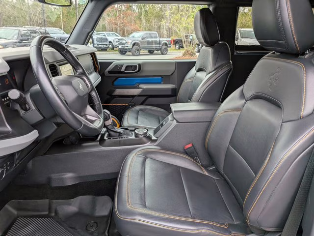 2021 Blue Metallic Ford Bronco Badlands 4X4 Convertible