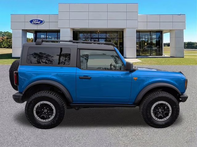 2021 Blue Metallic Ford Bronco Badlands 4X4 Convertible