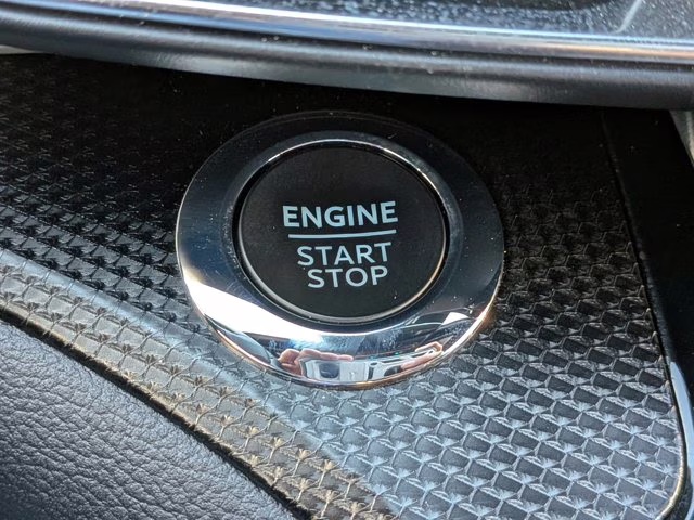 2023 Green Metallic Ford Explorer ST-Line 4X4 SUV