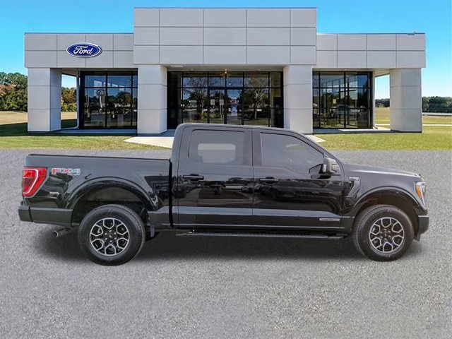 2023 Black Metallic Ford F-150 XLT 4X4 Truck