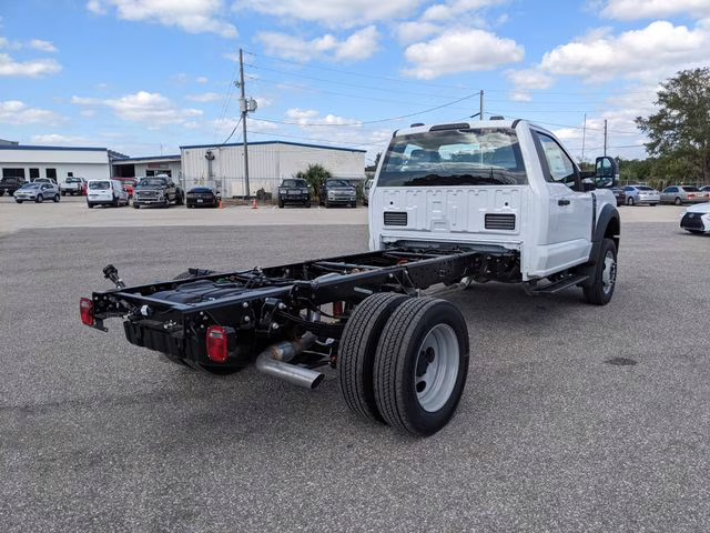 2026 Oxford White Ford Super Duty F-550 DRW XL 4X4 Chassis