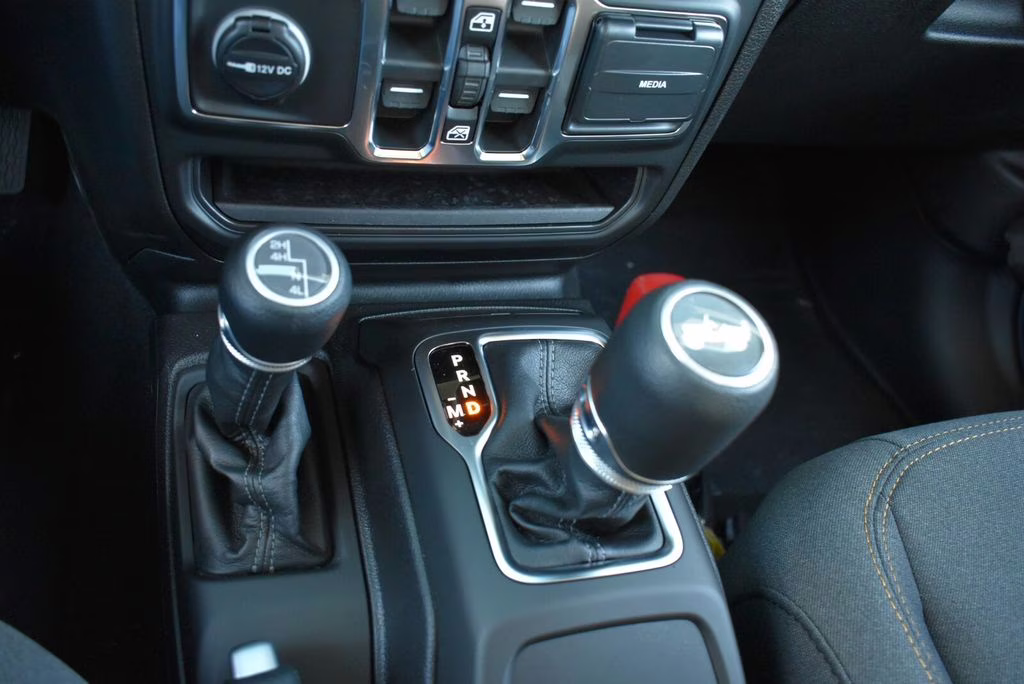 2026 Anvil Clear Coat Jeep Wrangler Sport 4X4 SUV