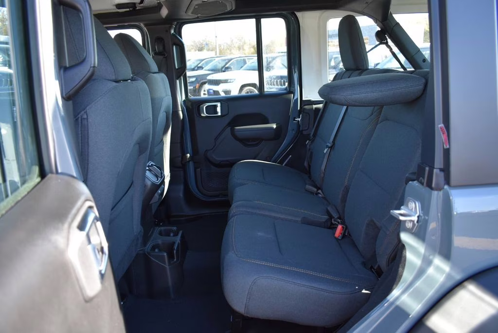 2026 Anvil Clear Coat Jeep Wrangler Sport 4X4 SUV