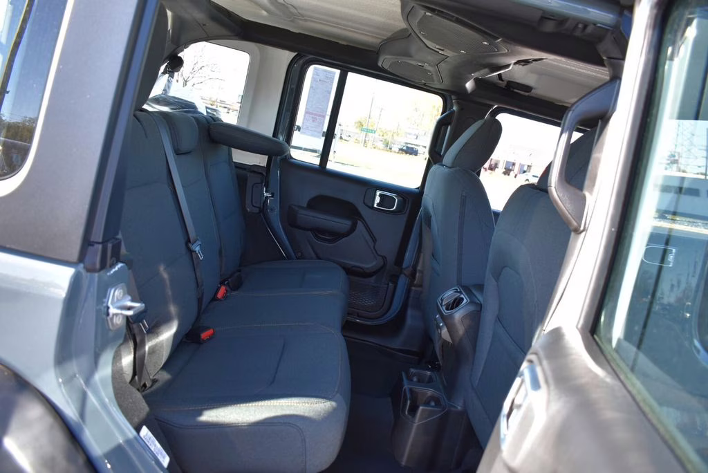 2026 Anvil Clear Coat Jeep Wrangler Sport 4X4 SUV