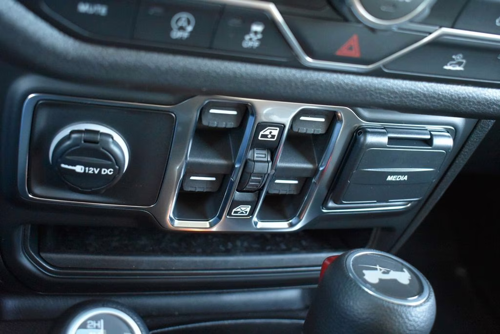 2026 Anvil Clear Coat Jeep Wrangler Sport 4X4 SUV