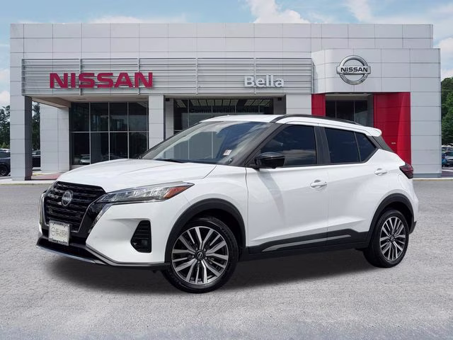 2022 Fresh Powder Nissan Kicks SR FWD SUV