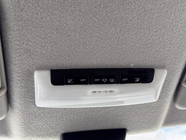 2022 Fresh Powder Nissan Kicks SR FWD SUV