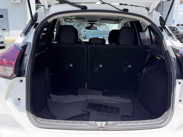 2022 Fresh Powder Nissan Kicks SR FWD SUV