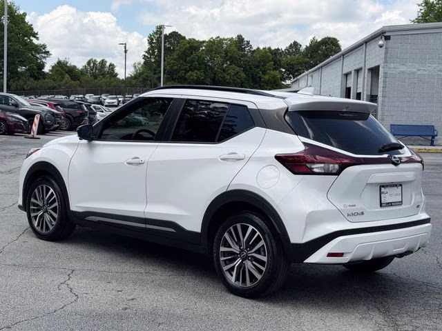2022 Fresh Powder Nissan Kicks SR FWD SUV