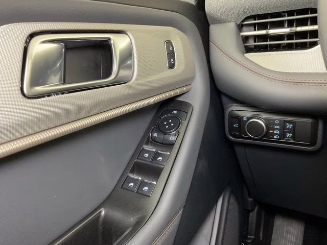 2026 Black Metallic Ford Explorer Active RWD SUV