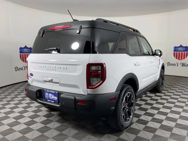 2025 Oxford White Ford Bronco Sport Outer Banks 4X4 SUV