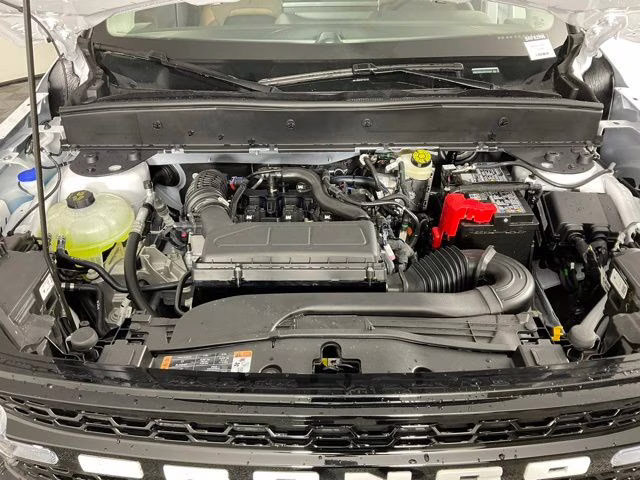 2025 Oxford White Ford Bronco Sport Outer Banks 4X4 SUV